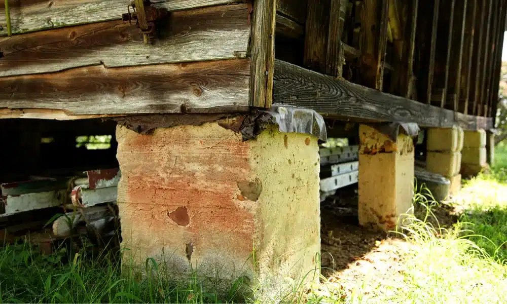 From Cracks to Tilting: Experts Addressing Foundation Warning Signs in East Texas